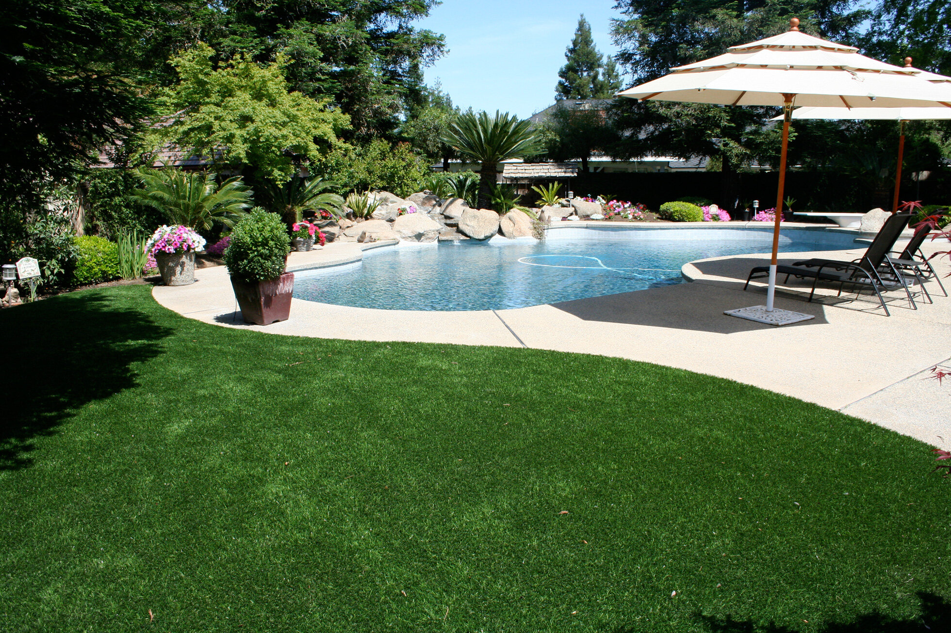 Synthetic Grass Landscaping Ideas To Think About for 2020